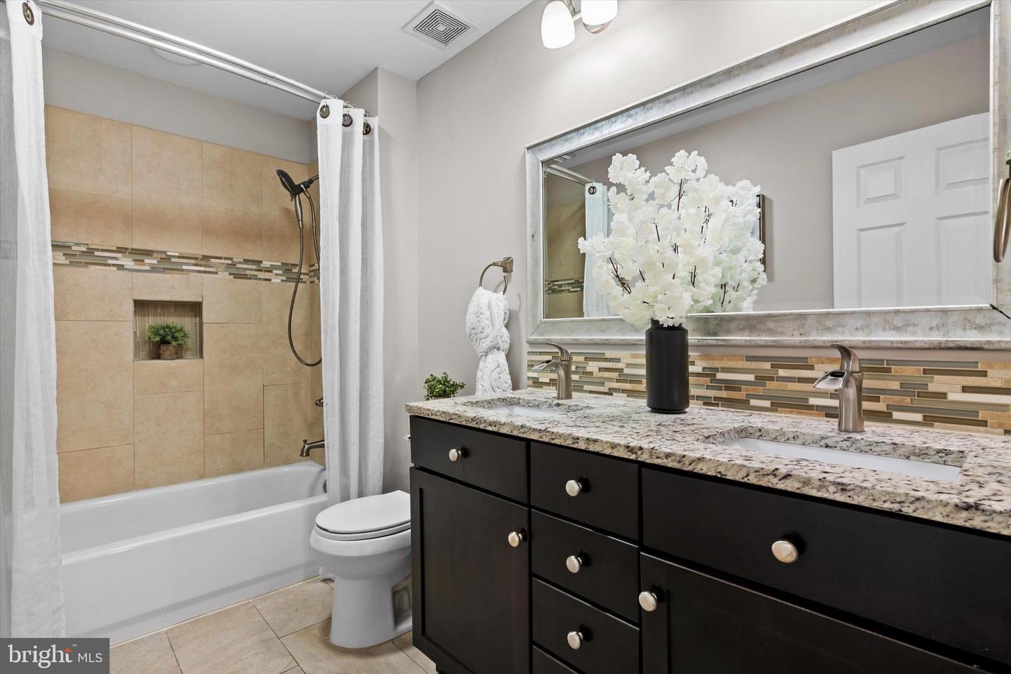 15737 MARBURY HEIGHTS WAY, DUMFRIES, Virginia 22025, 4 Bedrooms Bedrooms, ,3 BathroomsBathrooms,Residential,For sale,15737 MARBURY HEIGHTS WAY,VAPW2095714 MLS # VAPW2095714