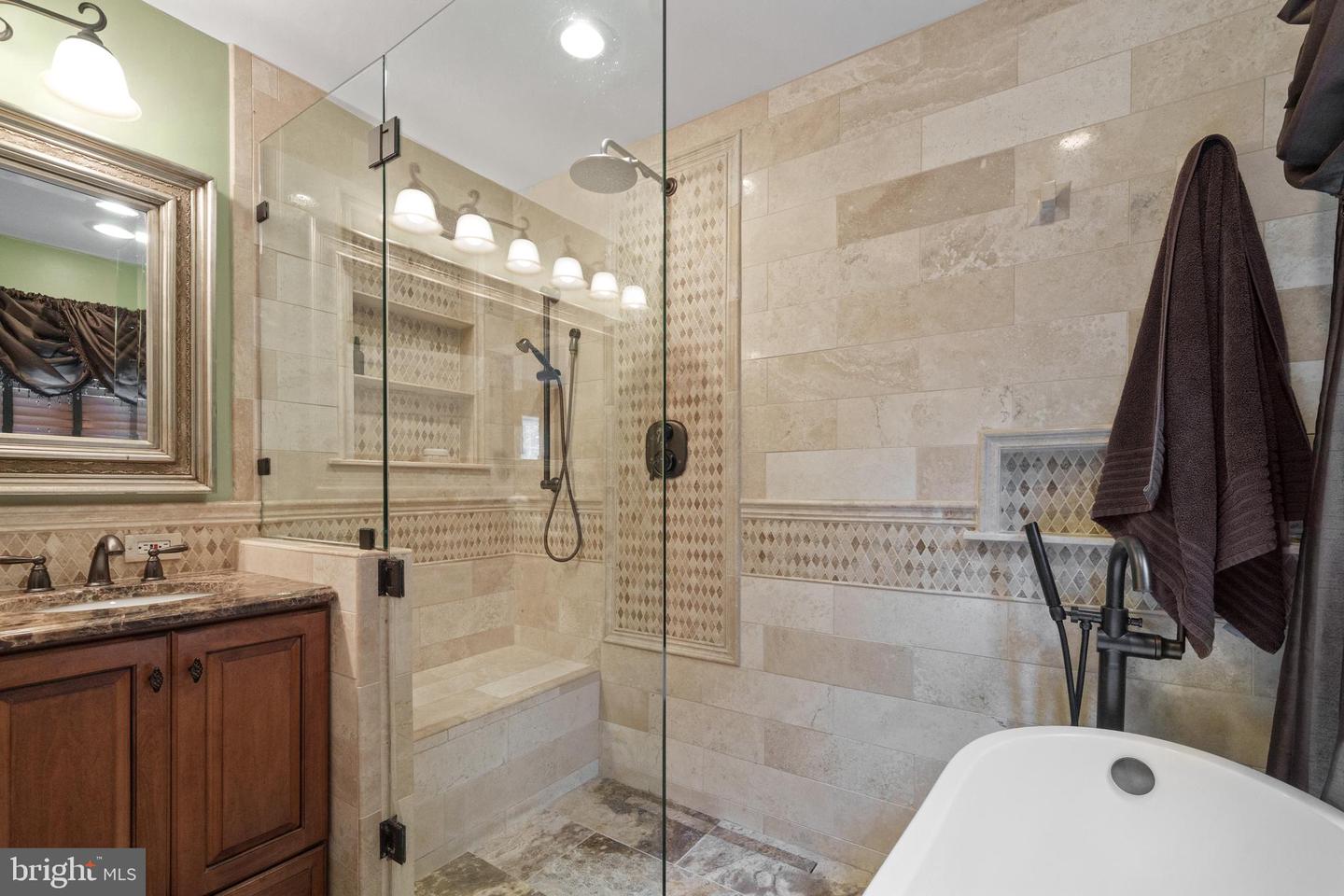 1024 PAGE CT, HERNDON, Virginia 20170, 4 Bedrooms Bedrooms, ,3 BathroomsBathrooms,Residential,For sale,1024 PAGE CT,VAFX2245322 MLS # VAFX2245322