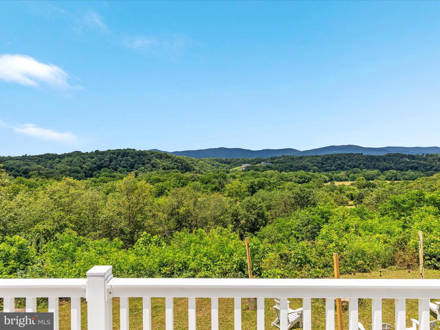 400 DEER RUN CIR, FRONT ROYAL, Virginia 22630, 4 Bedrooms Bedrooms, ,3 BathroomsBathrooms,Residential,For sale,400 DEER RUN CIR,VAWR2011476 MLS # VAWR2011476