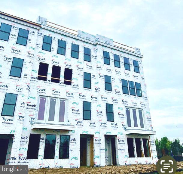 20877 MURRY FALLS TERRACE, ASHBURN, Virginia 20147, 3 Bedrooms Bedrooms, ,2 BathroomsBathrooms,Residential,For sale,20877 MURRY FALLS TERRACE,VALO2099786 MLS # VALO2099786