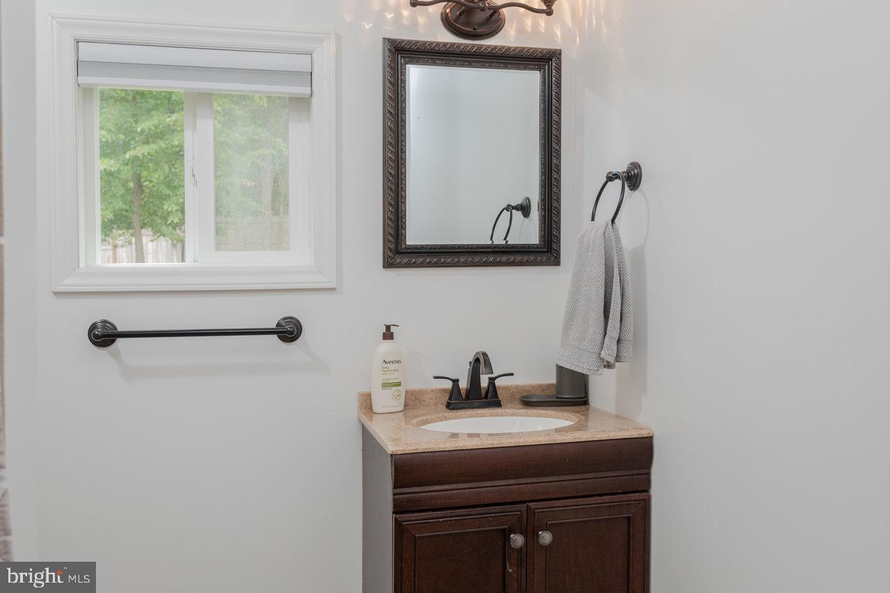 159 PARK VIEW LN, SHENANDOAH, Virginia 22849, 3 Bedrooms Bedrooms, ,2 BathroomsBathrooms,Residential,For sale,159 PARK VIEW LN,VAPA2005034 MLS # VAPA2005034