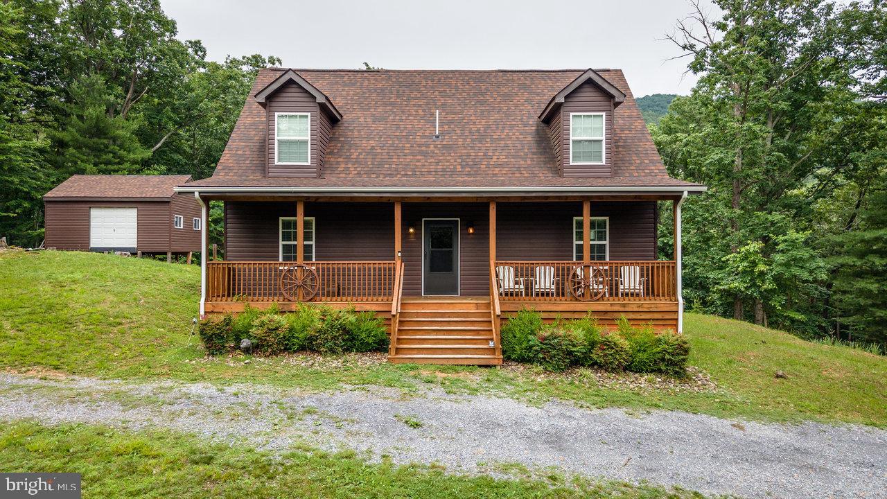 159 PARK VIEW LN, SHENANDOAH, Virginia 22849, 3 Bedrooms Bedrooms, ,2 BathroomsBathrooms,Residential,For sale,159 PARK VIEW LN,VAPA2005034 MLS # VAPA2005034