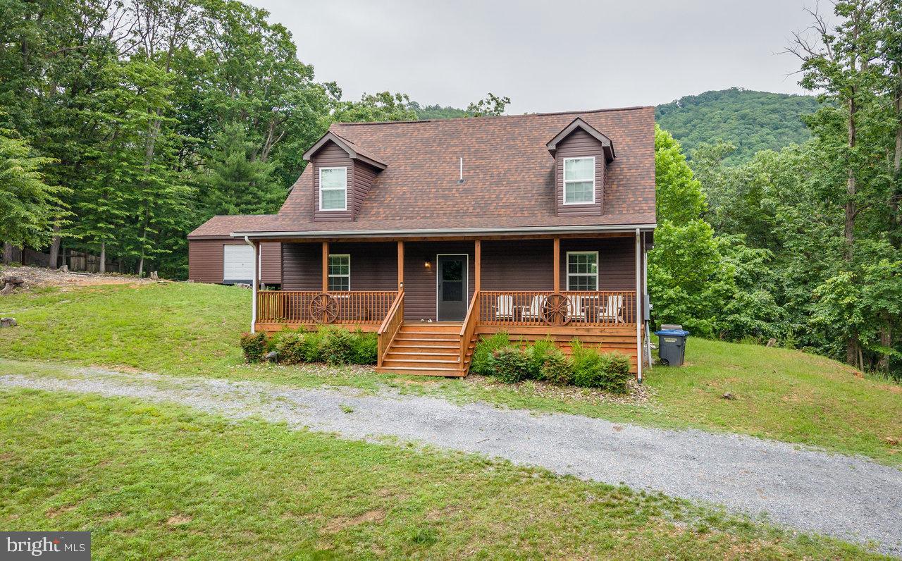 159 PARK VIEW LN, SHENANDOAH, Virginia 22849, 3 Bedrooms Bedrooms, ,2 BathroomsBathrooms,Residential,For sale,159 PARK VIEW LN,VAPA2005034 MLS # VAPA2005034
