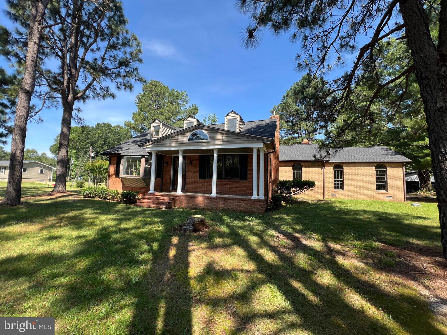 9872 RED HILL RD, SPOTSYLVANIA, Virginia 22553, 4 Bedrooms Bedrooms, ,3 BathroomsBathrooms,Residential,For sale,9872 RED HILL RD,VASP2034028 MLS # VASP2034028