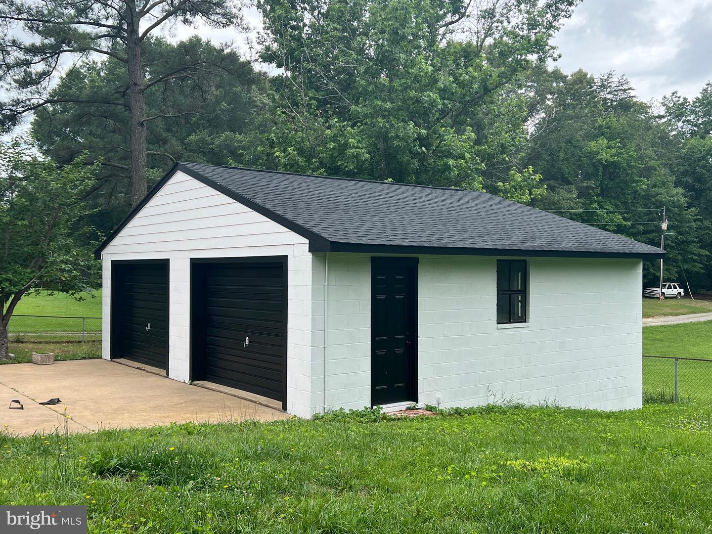 9872 RED HILL RD, SPOTSYLVANIA, Virginia 22553, 4 Bedrooms Bedrooms, ,3 BathroomsBathrooms,Residential,For sale,9872 RED HILL RD,VASP2034028 MLS # VASP2034028