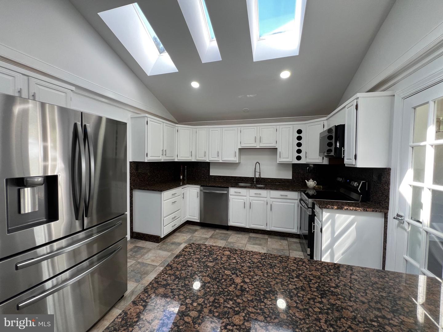 9872 RED HILL RD, SPOTSYLVANIA, Virginia 22553, 4 Bedrooms Bedrooms, ,3 BathroomsBathrooms,Residential,For sale,9872 RED HILL RD,VASP2034028 MLS # VASP2034028
