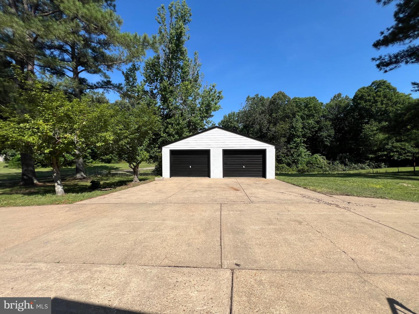 9872 RED HILL RD, SPOTSYLVANIA, Virginia 22553, 4 Bedrooms Bedrooms, ,3 BathroomsBathrooms,Residential,For sale,9872 RED HILL RD,VASP2034028 MLS # VASP2034028