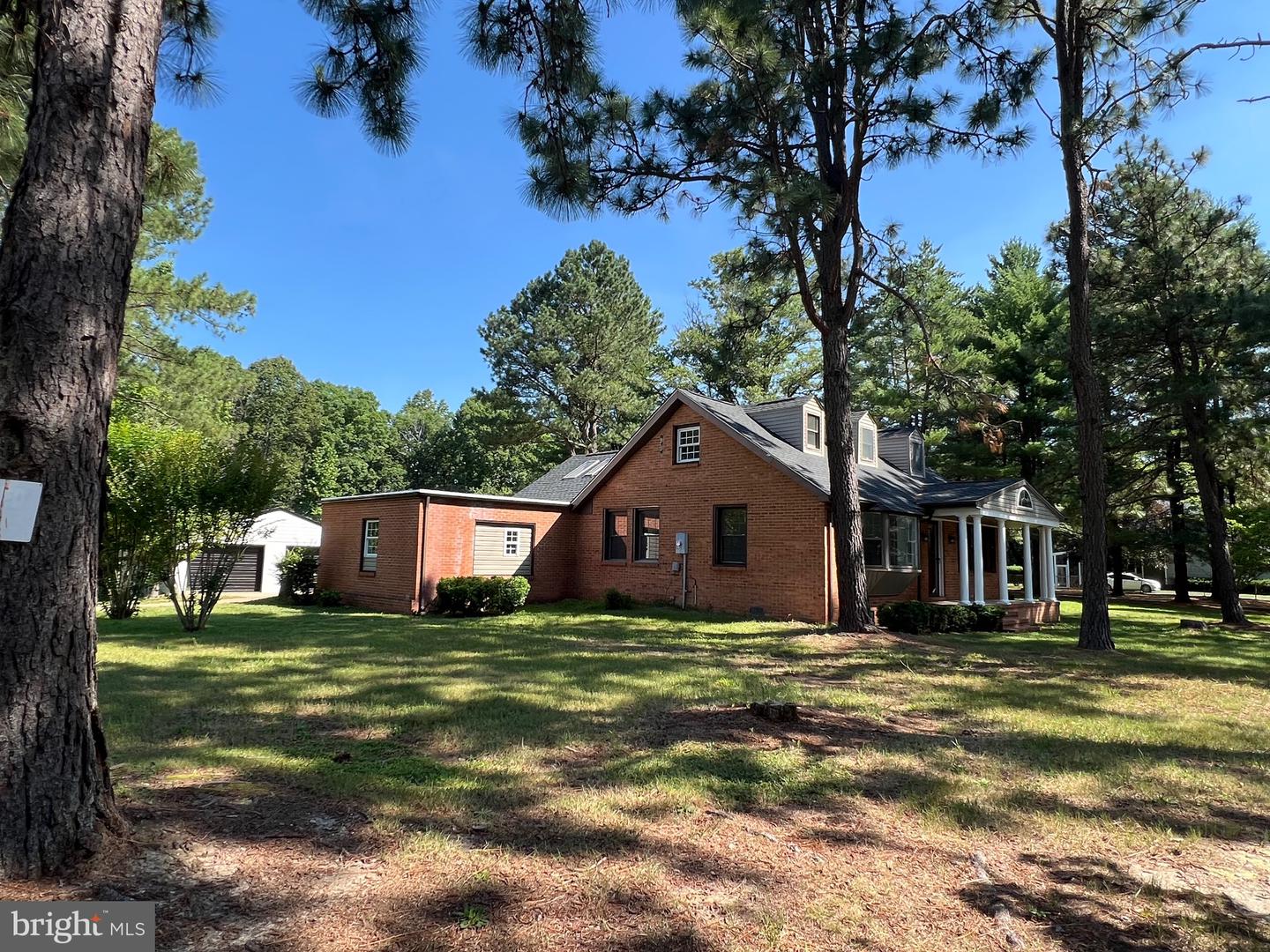 9872 RED HILL RD, SPOTSYLVANIA, Virginia 22553, 4 Bedrooms Bedrooms, ,3 BathroomsBathrooms,Residential,For sale,9872 RED HILL RD,VASP2034028 MLS # VASP2034028