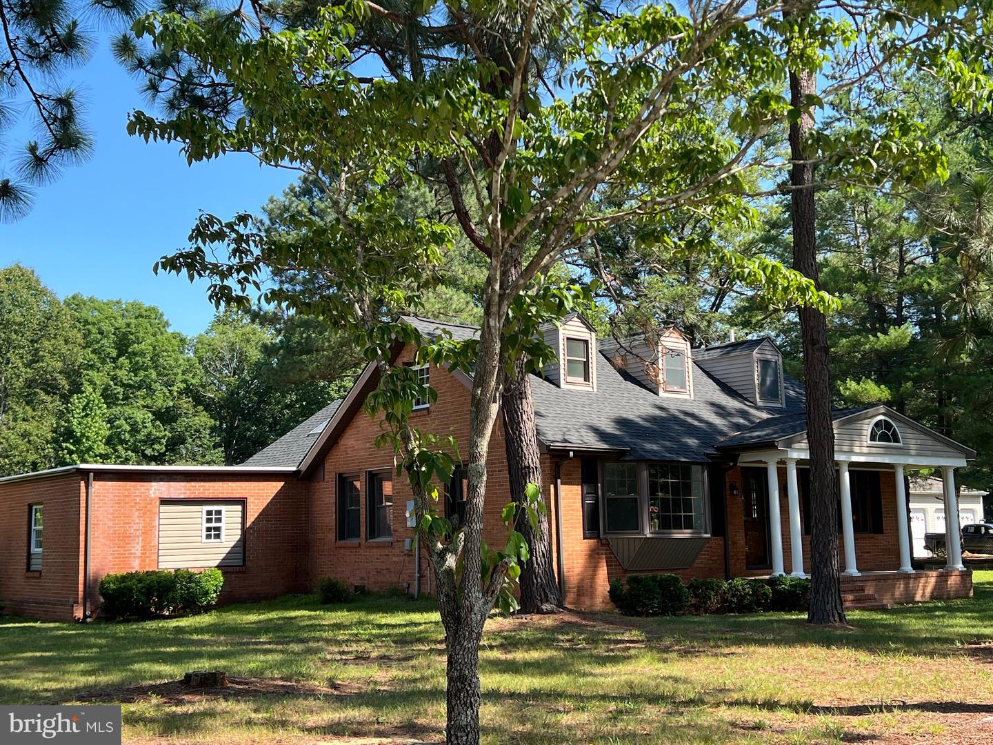 9872 RED HILL RD, SPOTSYLVANIA, Virginia 22553, 4 Bedrooms Bedrooms, ,3 BathroomsBathrooms,Residential,For sale,9872 RED HILL RD,VASP2034028 MLS # VASP2034028