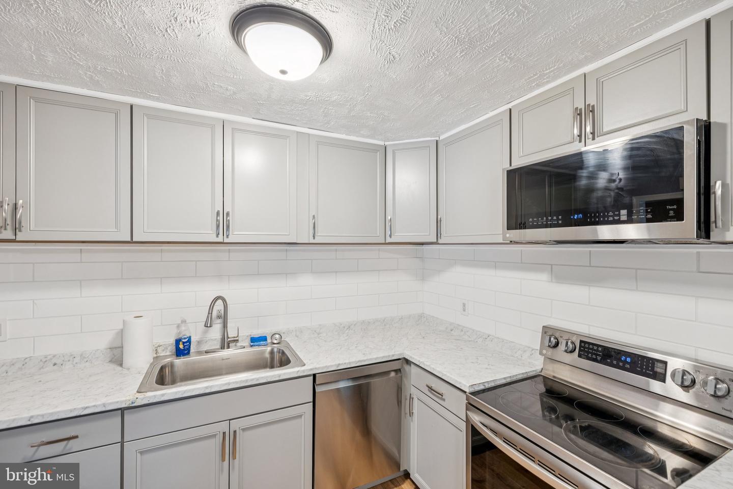 10603 BLUEBIRD LN, SPOTSYLVANIA, Virginia 22553, 3 Bedrooms Bedrooms, ,1 BathroomBathrooms,Residential,For sale,10603 BLUEBIRD LN,VASP2034036 MLS # VASP2034036