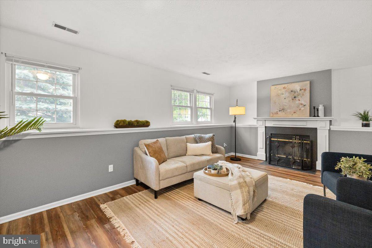 111 FAIRFAX DR, STEPHENS CITY, Virginia 22655, 4 Bedrooms Bedrooms, ,2 BathroomsBathrooms,Residential,For sale,111 FAIRFAX DR,VAFV2034988 MLS # VAFV2034988