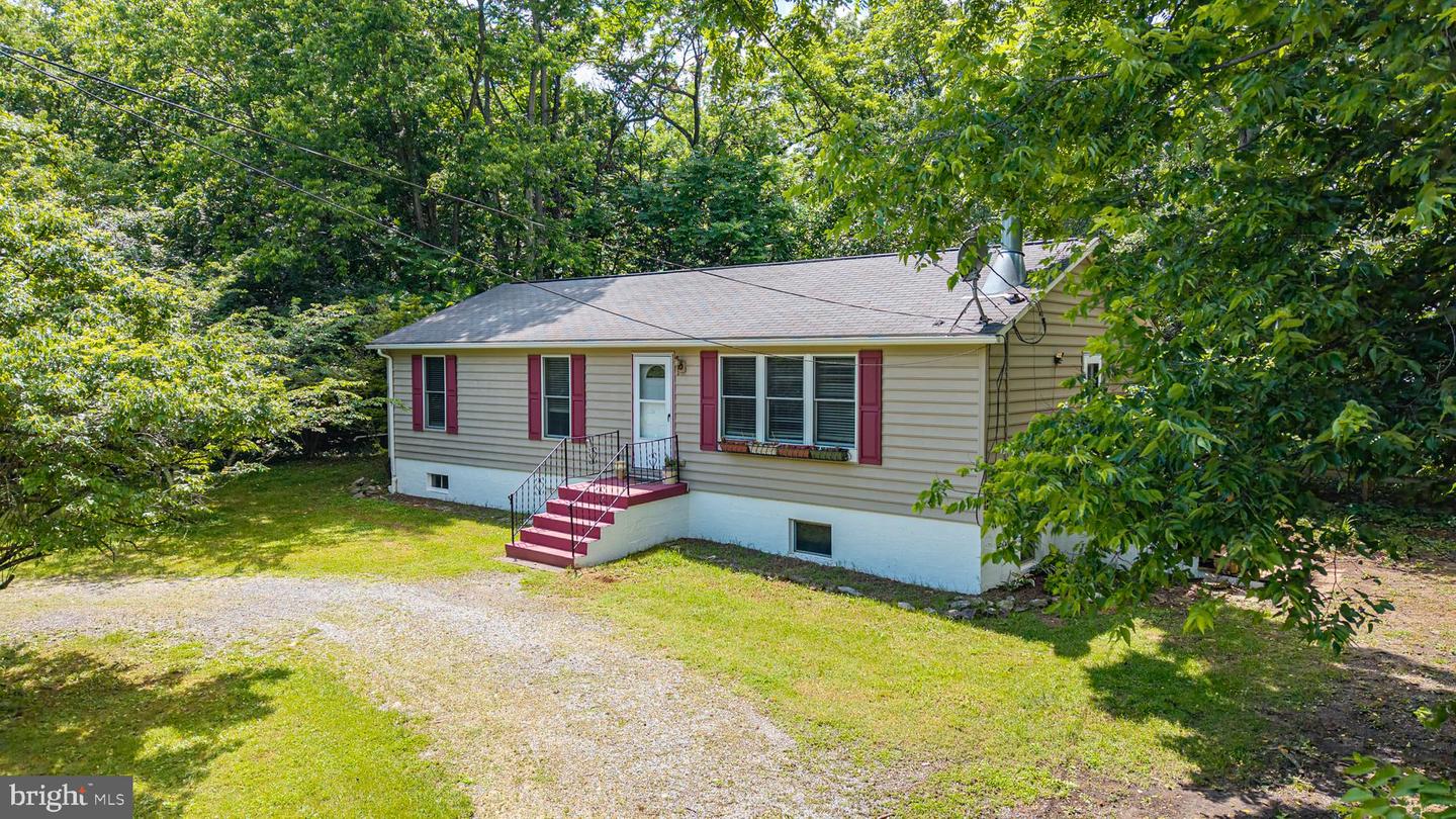 513 RUSSELL RD, BERRYVILLE, Virginia 22611, 3 Bedrooms Bedrooms, ,1 BathroomBathrooms,Residential,For sale,513 RUSSELL RD,VACL2003858 MLS # VACL2003858