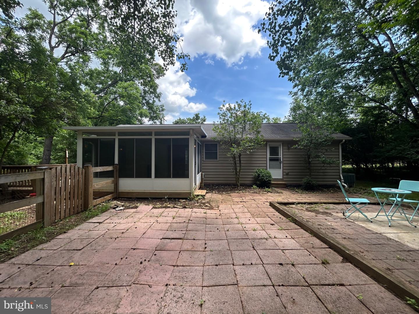 513 RUSSELL RD, BERRYVILLE, Virginia 22611, 3 Bedrooms Bedrooms, ,1 BathroomBathrooms,Residential,For sale,513 RUSSELL RD,VACL2003858 MLS # VACL2003858