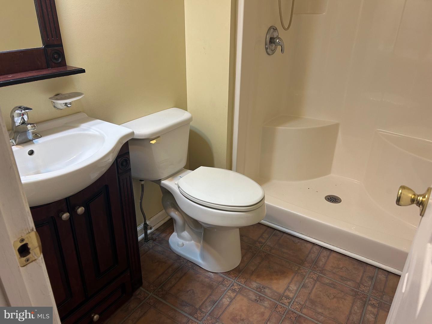 513 RUSSELL RD, BERRYVILLE, Virginia 22611, 3 Bedrooms Bedrooms, ,1 BathroomBathrooms,Residential,For sale,513 RUSSELL RD,VACL2003858 MLS # VACL2003858