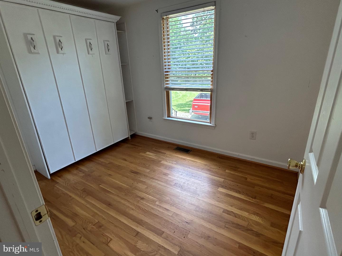 513 RUSSELL RD, BERRYVILLE, Virginia 22611, 3 Bedrooms Bedrooms, ,1 BathroomBathrooms,Residential,For sale,513 RUSSELL RD,VACL2003858 MLS # VACL2003858