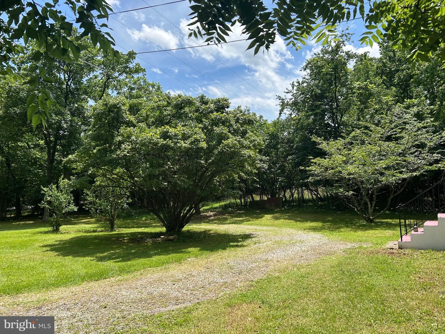 513 RUSSELL RD, BERRYVILLE, Virginia 22611, 3 Bedrooms Bedrooms, ,1 BathroomBathrooms,Residential,For sale,513 RUSSELL RD,VACL2003858 MLS # VACL2003858