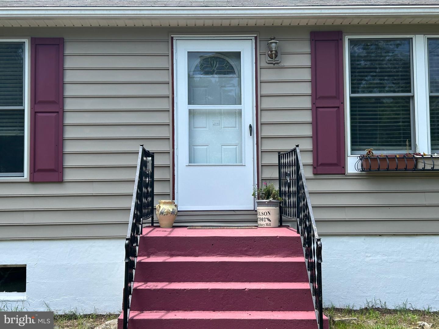 513 RUSSELL RD, BERRYVILLE, Virginia 22611, 3 Bedrooms Bedrooms, ,1 BathroomBathrooms,Residential,For sale,513 RUSSELL RD,VACL2003858 MLS # VACL2003858