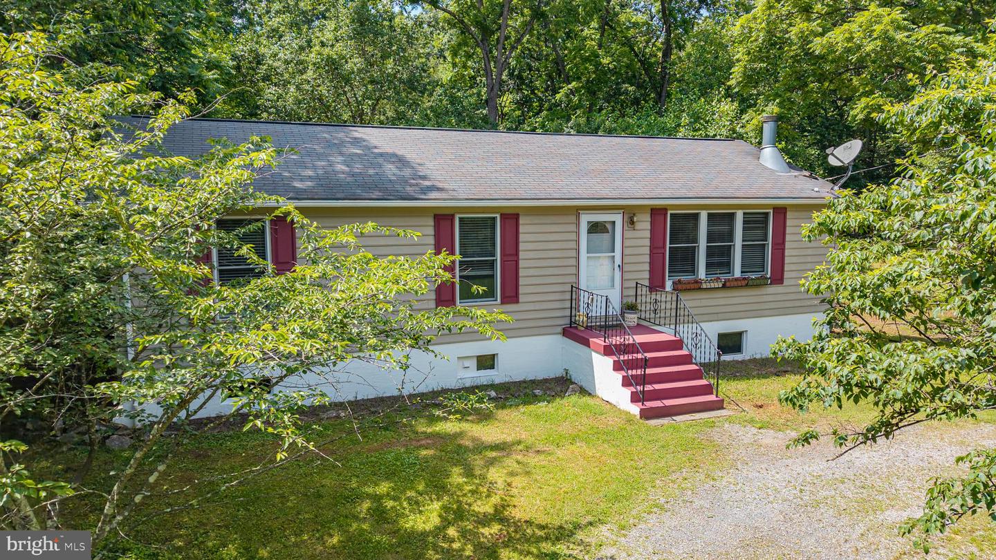 513 RUSSELL RD, BERRYVILLE, Virginia 22611, 3 Bedrooms Bedrooms, ,1 BathroomBathrooms,Residential,For sale,513 RUSSELL RD,VACL2003858 MLS # VACL2003858
