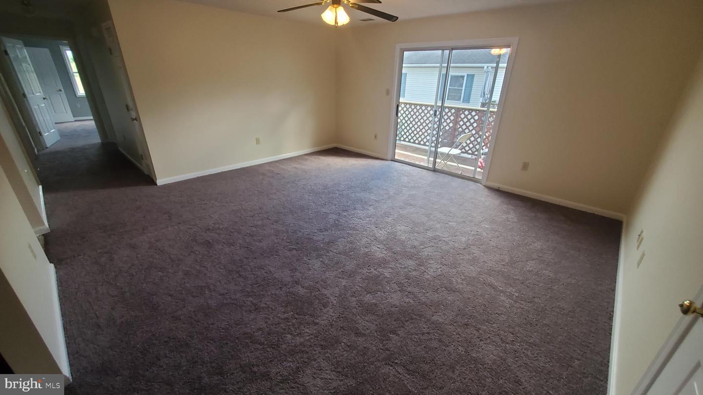 1288-D10 OX RD, WOODSTOCK, Virginia 22664, 2 Bedrooms Bedrooms, ,2 BathroomsBathrooms,Residential,For sale,1288-D10 OX RD,VASH2011764 MLS # VASH2011764