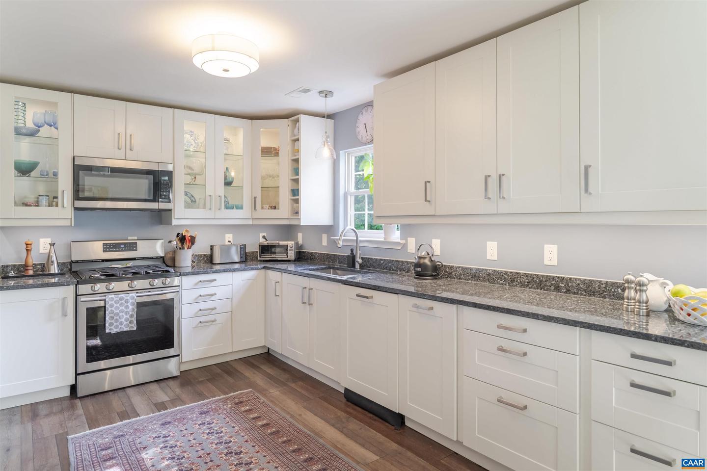 220 BUTTERCUP LN, CHARLOTTESVILLE, Virginia 22902, 4 Bedrooms Bedrooms, ,3 BathroomsBathrooms,Residential,For sale,220 BUTTERCUP LN,666004 MLS # 666004