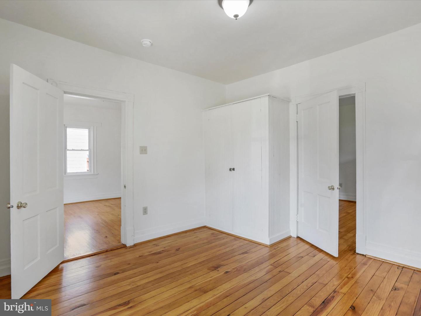 215 SHENANDOAH AVE, EDINBURG, Virginia 22824, 2 Bedrooms Bedrooms, ,1 BathroomBathrooms,Residential,For sale,215 SHENANDOAH AVE,VASH2011770 MLS # VASH2011770