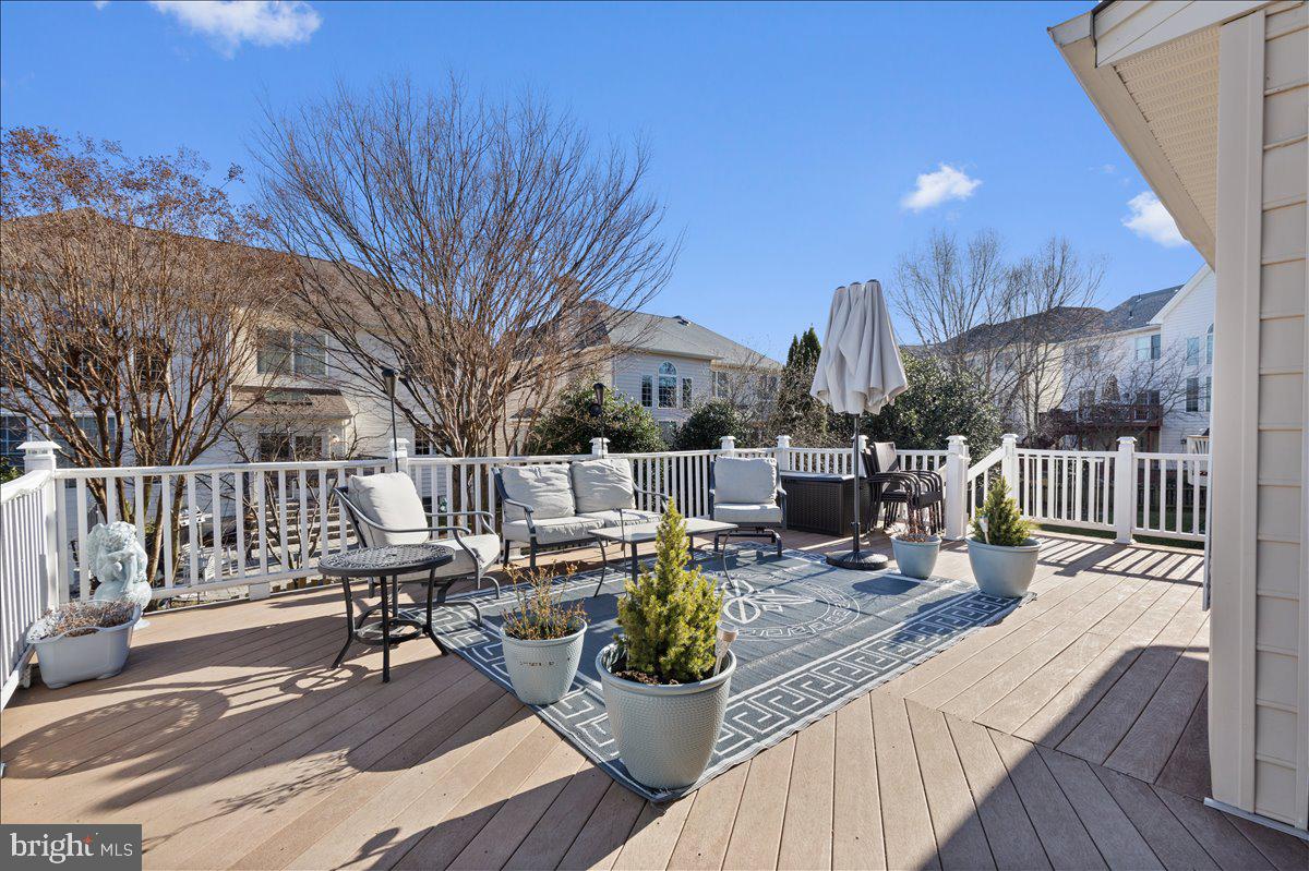 43089 FINDERS LN, CHANTILLY, Virginia 20152, 7 Bedrooms Bedrooms, ,3 BathroomsBathrooms,Residential,For sale,43089 FINDERS LN,VALO2100332 MLS # VALO2100332