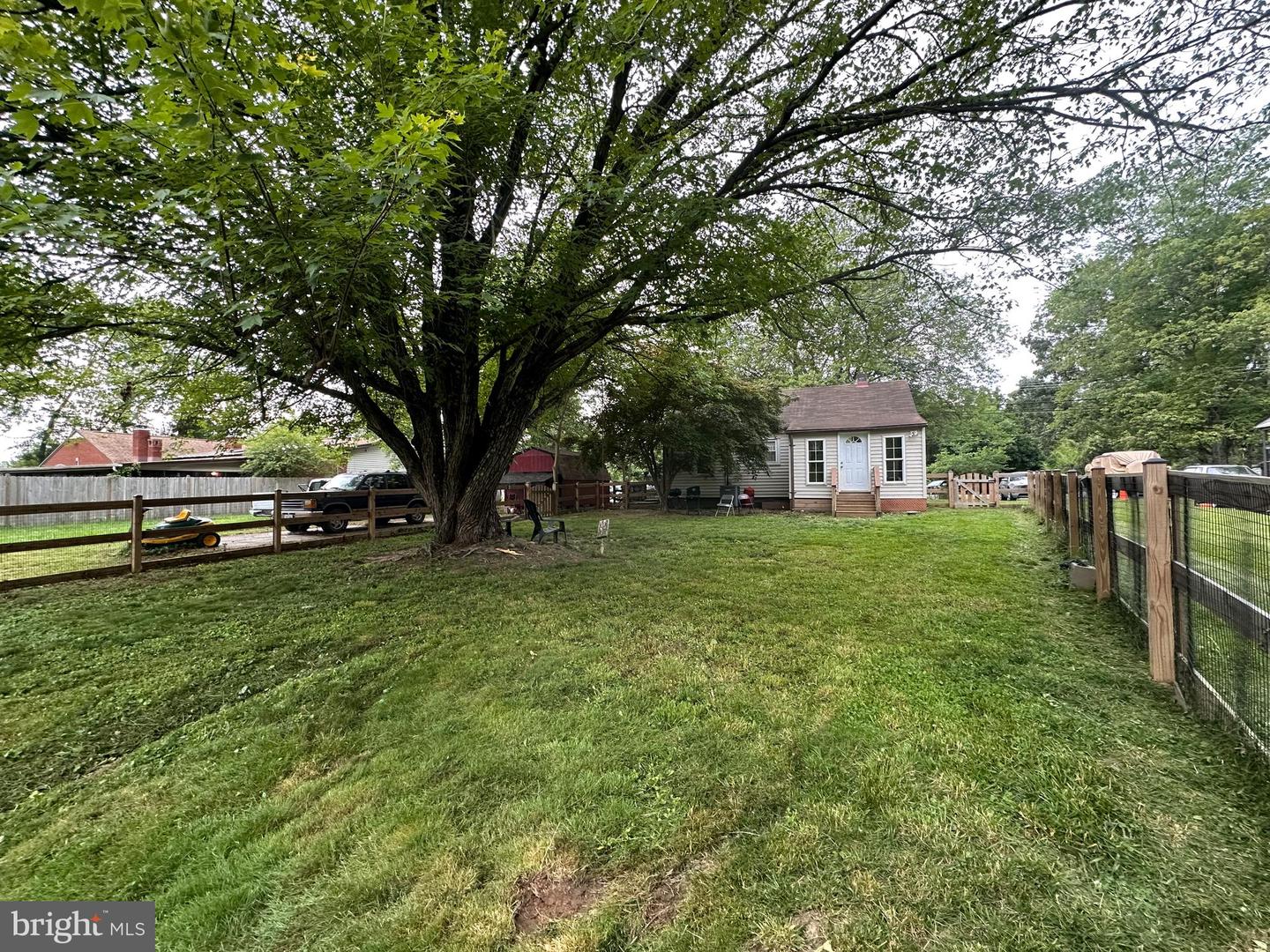 410 TRUSLOW RD, FREDERICKSBURG, Virginia 22405, 2 Bedrooms Bedrooms, ,1 BathroomBathrooms,Residential,For sale,410 TRUSLOW RD,VAST2040152 MLS # VAST2040152