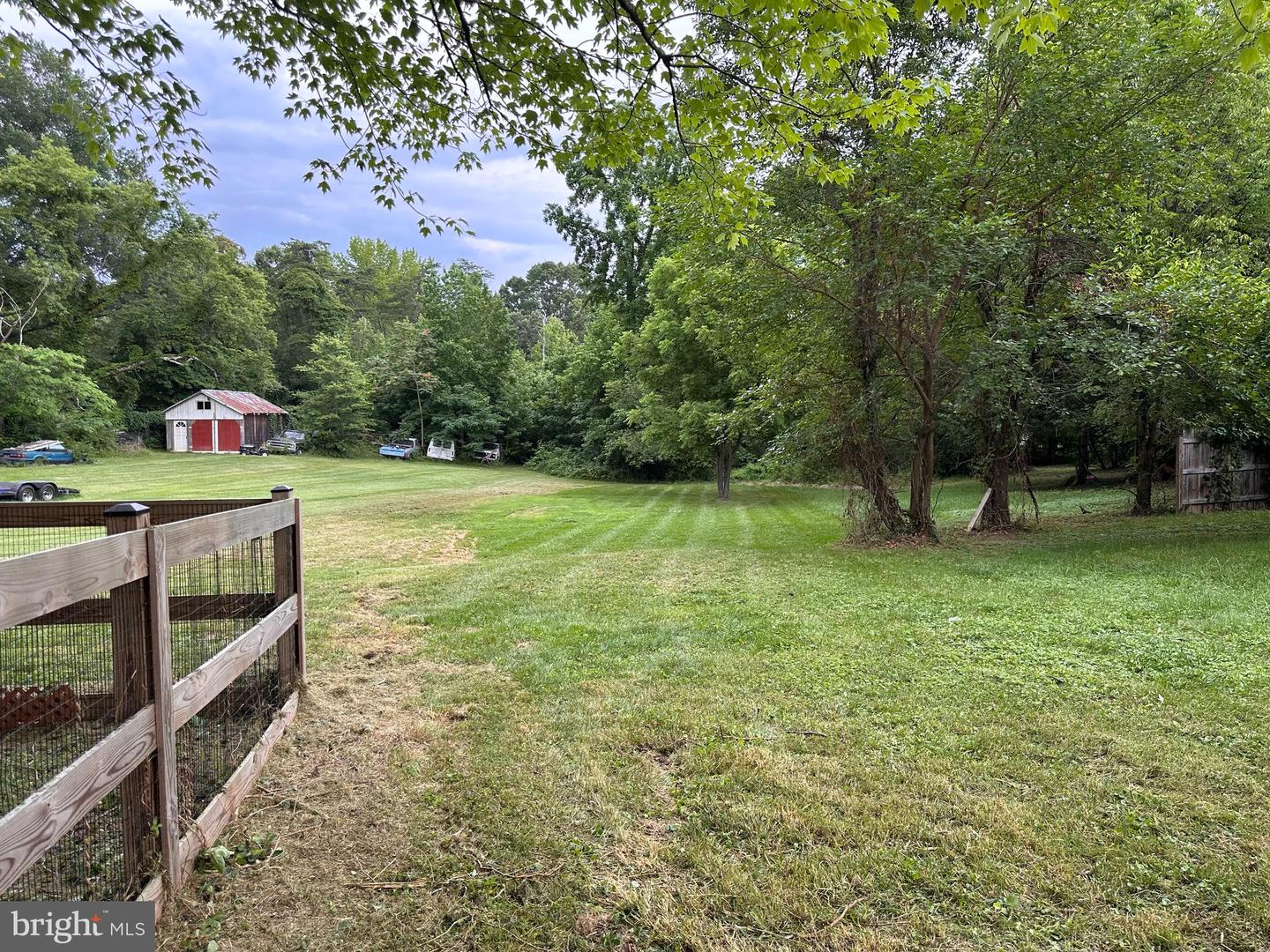 410 TRUSLOW RD, FREDERICKSBURG, Virginia 22405, 2 Bedrooms Bedrooms, ,1 BathroomBathrooms,Residential,For sale,410 TRUSLOW RD,VAST2040152 MLS # VAST2040152