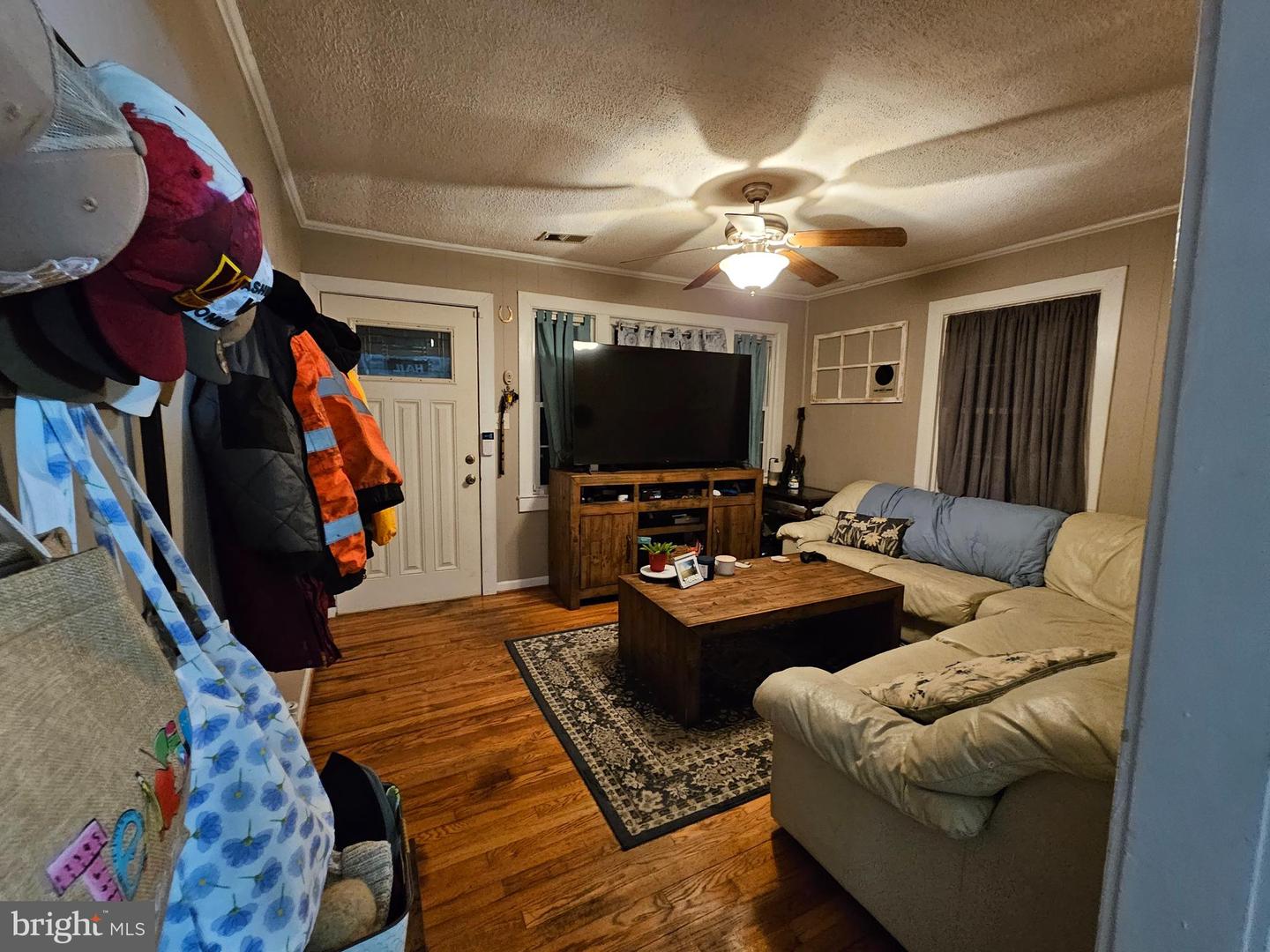 410 TRUSLOW RD, FREDERICKSBURG, Virginia 22405, 2 Bedrooms Bedrooms, ,1 BathroomBathrooms,Residential,For sale,410 TRUSLOW RD,VAST2040152 MLS # VAST2040152