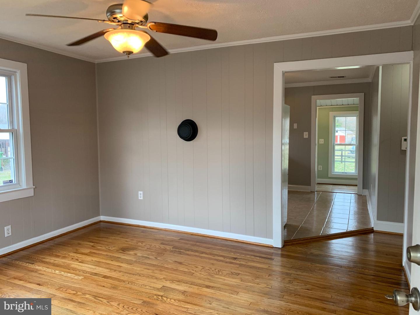 410 TRUSLOW RD, FREDERICKSBURG, Virginia 22405, 2 Bedrooms Bedrooms, ,1 BathroomBathrooms,Residential,For sale,410 TRUSLOW RD,VAST2040152 MLS # VAST2040152