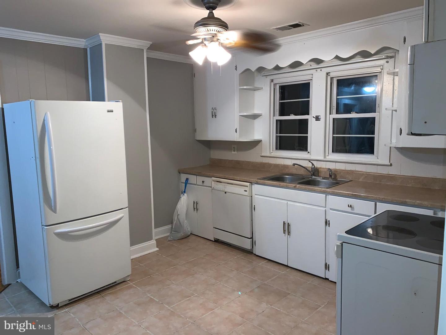 410 TRUSLOW RD, FREDERICKSBURG, Virginia 22405, 2 Bedrooms Bedrooms, ,1 BathroomBathrooms,Residential,For sale,410 TRUSLOW RD,VAST2040152 MLS # VAST2040152