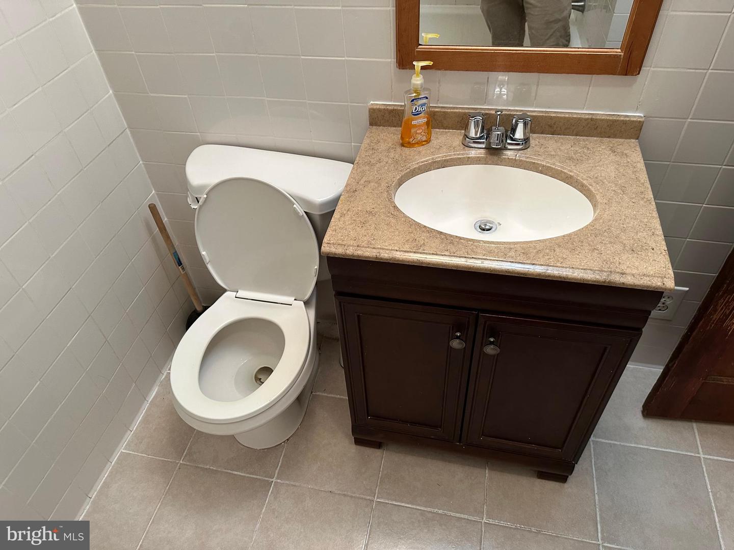 410 TRUSLOW RD, FREDERICKSBURG, Virginia 22405, 2 Bedrooms Bedrooms, ,1 BathroomBathrooms,Residential,For sale,410 TRUSLOW RD,VAST2040152 MLS # VAST2040152