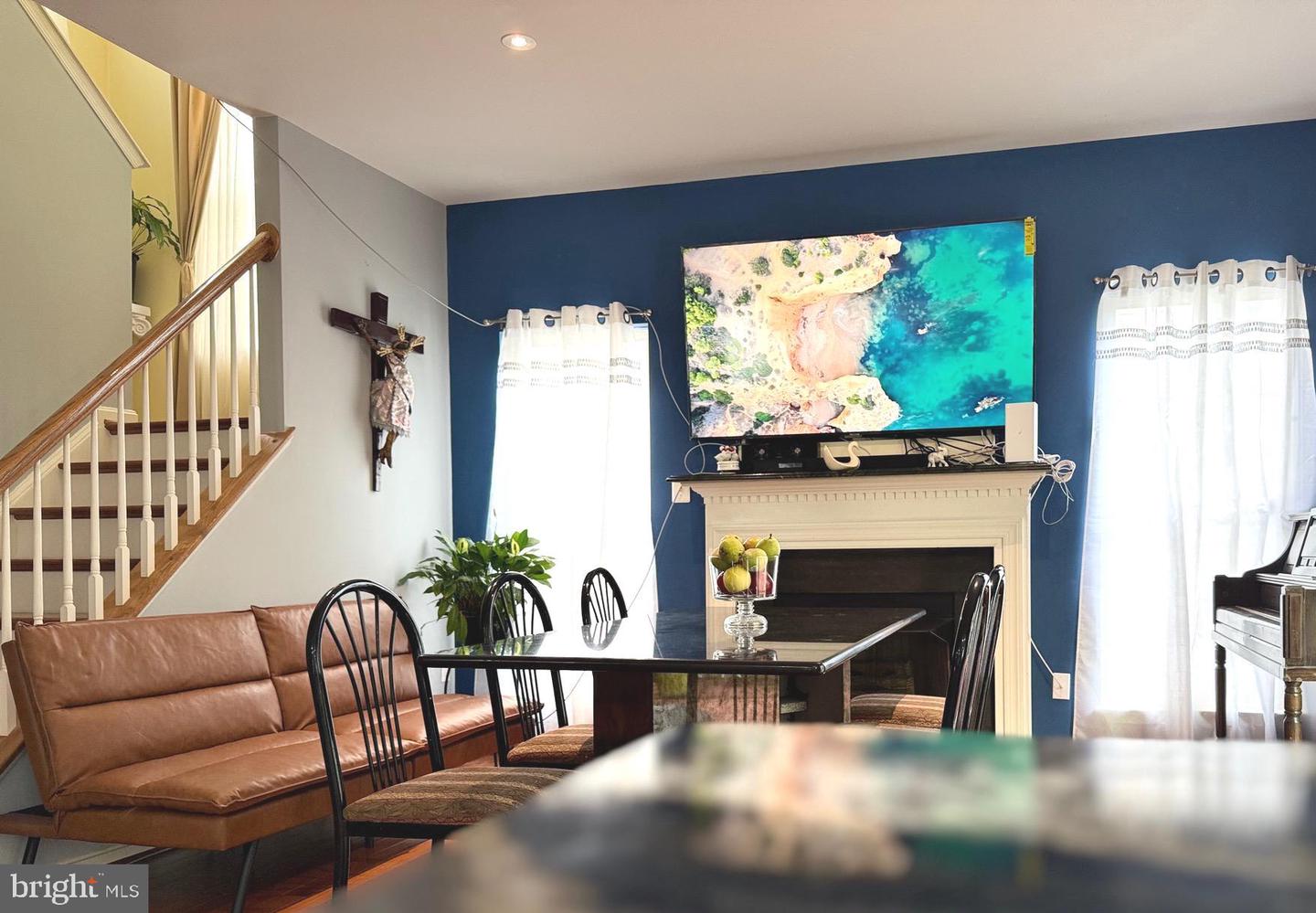 9218 GREENSHIRE DR, MANASSAS PARK, Virginia 20111, 5 Bedrooms Bedrooms, ,3 BathroomsBathrooms,Residential,For sale,9218 GREENSHIRE DR,VAMP2003134 MLS # VAMP2003134