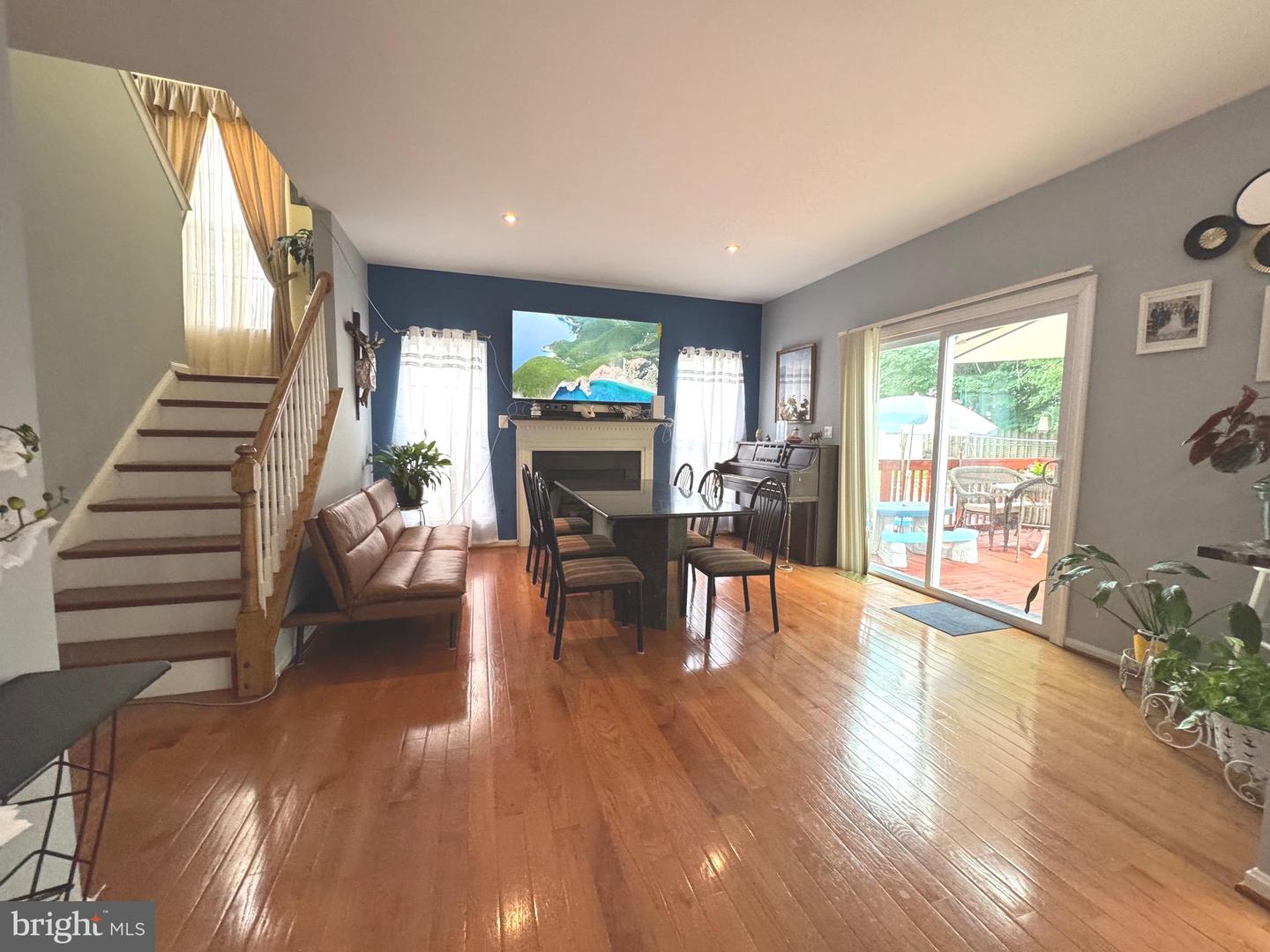 9218 GREENSHIRE DR, MANASSAS PARK, Virginia 20111, 5 Bedrooms Bedrooms, ,3 BathroomsBathrooms,Residential,For sale,9218 GREENSHIRE DR,VAMP2003134 MLS # VAMP2003134