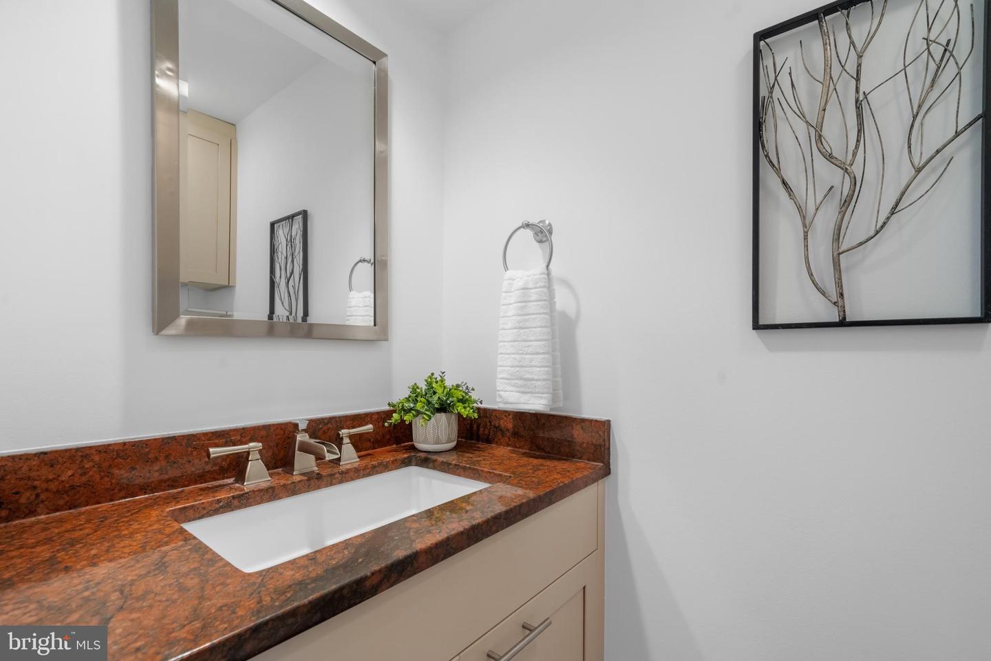 1625 Q ST NW #203, WASHINGTON, District Of Columbia 20009, 2 Bedrooms Bedrooms, ,2 BathroomsBathrooms,Residential,For sale,1625 Q ST NW #203,DCDC2207594 MLS # DCDC2207594