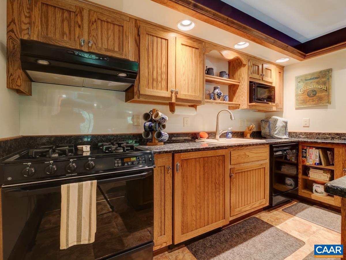7304A DRY RUN RD, BURNSVILLE, Virginia 24487, 3 Bedrooms Bedrooms, ,2 BathroomsBathrooms,Residential,For sale,7304A DRY RUN RD,666079 MLS # 666079