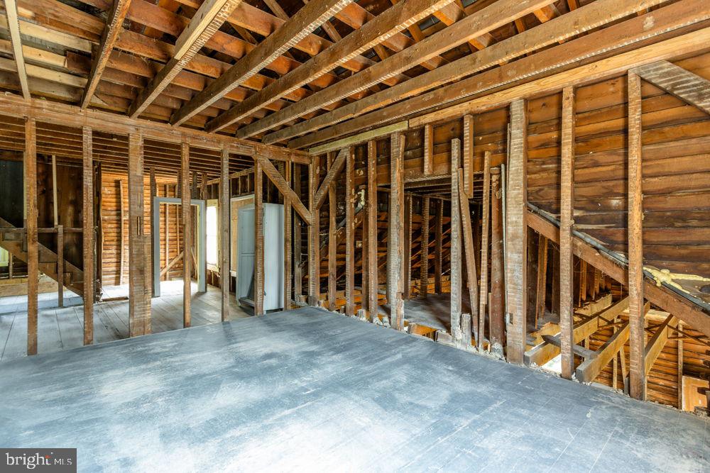 8748 NORTH VALLEY PIKE, ROCKINGHAM, Virginia 22802, 4 Bedrooms Bedrooms, ,2 BathroomsBathrooms,Residential,For sale,8748 NORTH VALLEY PIKE,VARO2002398 MLS # VARO2002398