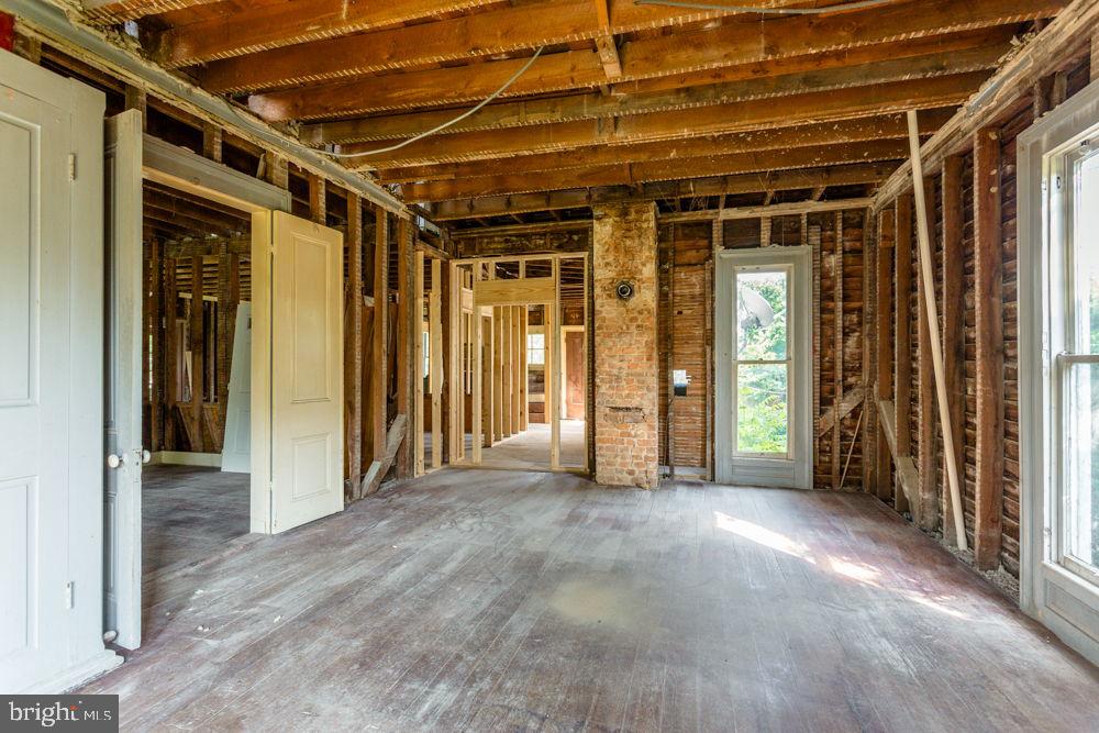 8748 NORTH VALLEY PIKE, ROCKINGHAM, Virginia 22802, 4 Bedrooms Bedrooms, ,2 BathroomsBathrooms,Residential,For sale,8748 NORTH VALLEY PIKE,VARO2002398 MLS # VARO2002398