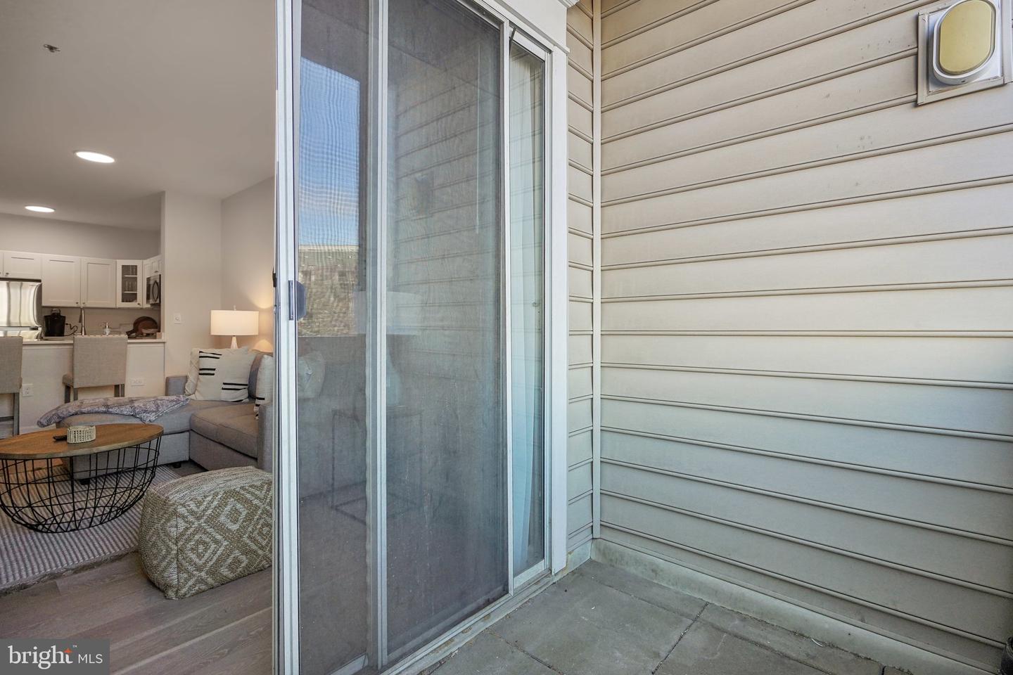 1645 INTERNATIONAL DR #121, MCLEAN, Virginia 22102, 2 Bedrooms Bedrooms, ,1 BathroomBathrooms,Residential,For sale,1645 INTERNATIONAL DR #121,VAFX2213722 MLS # VAFX2213722