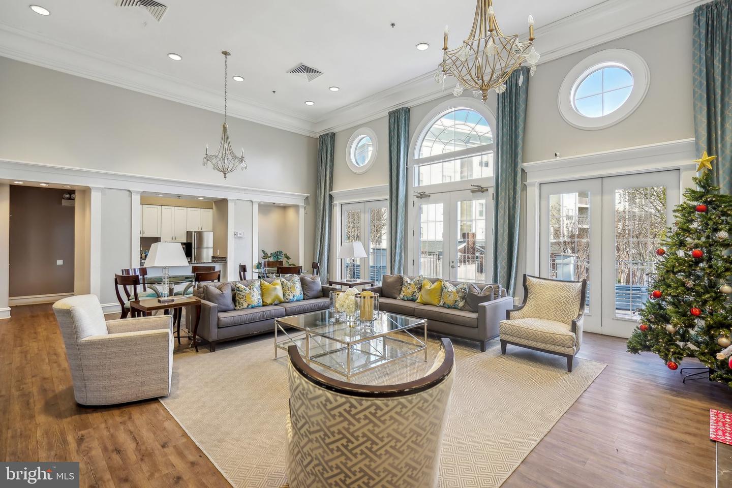 1645 INTERNATIONAL DR #121, MCLEAN, Virginia 22102, 2 Bedrooms Bedrooms, ,1 BathroomBathrooms,Residential,For sale,1645 INTERNATIONAL DR #121,VAFX2213722 MLS # VAFX2213722