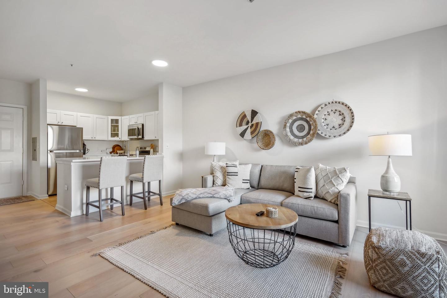 1645 INTERNATIONAL DR #121, MCLEAN, Virginia 22102, 2 Bedrooms Bedrooms, ,1 BathroomBathrooms,Residential,For sale,1645 INTERNATIONAL DR #121,VAFX2213722 MLS # VAFX2213722