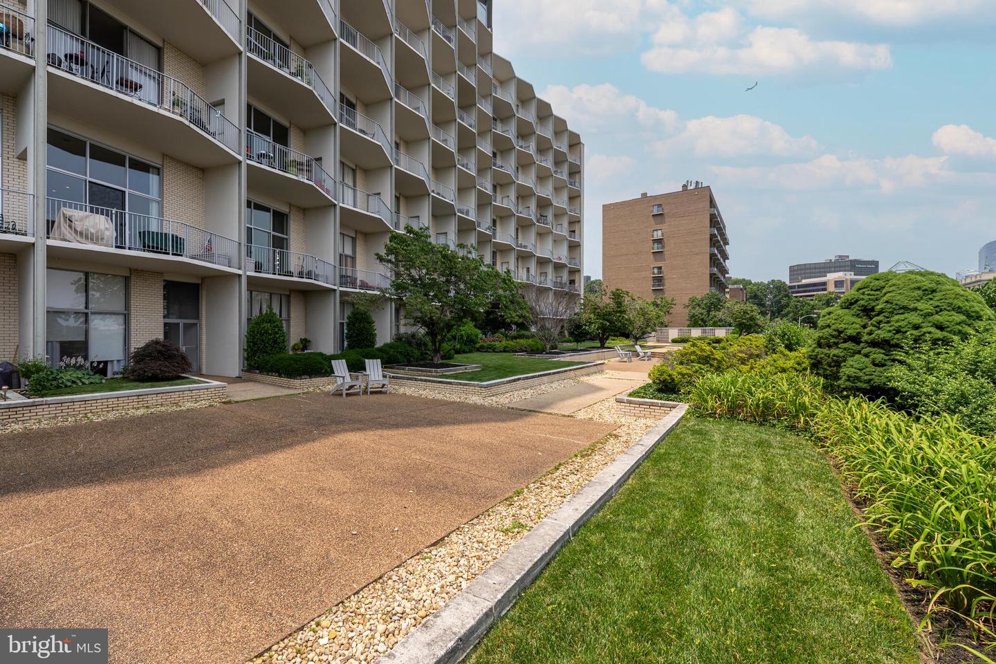1200 N NASH ST #232, ARLINGTON, Virginia 22209, 1 Bedroom Bedrooms, ,1 BathroomBathrooms,Residential,For sale,1200 N NASH ST #232,VAAR2052464 MLS # VAAR2052464
