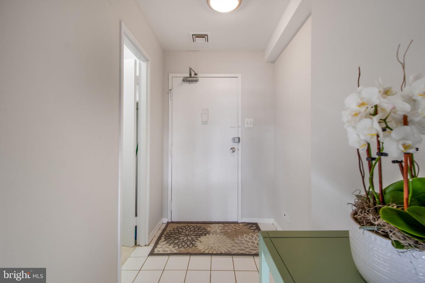 1200 N NASH ST #232, ARLINGTON, Virginia 22209, 1 Bedroom Bedrooms, ,1 BathroomBathrooms,Residential,For sale,1200 N NASH ST #232,VAAR2052464 MLS # VAAR2052464