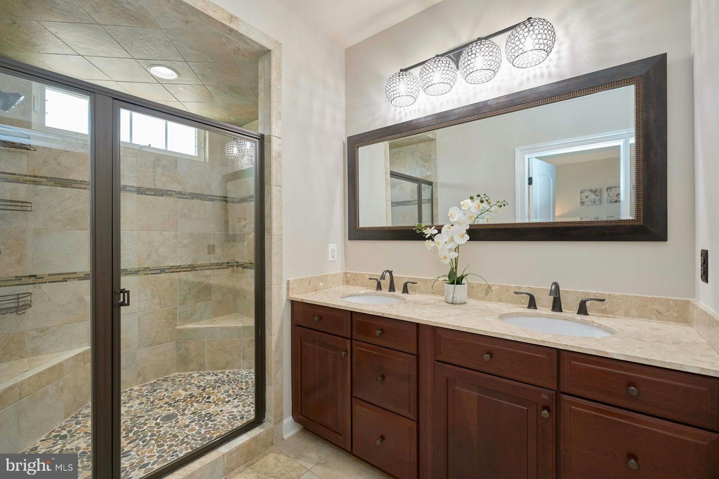 7916 CULLODEN CREST LN, GAINESVILLE, Virginia 20155, 4 Bedrooms Bedrooms, ,3 BathroomsBathrooms,Residential,For sale,7916 CULLODEN CREST LN,VAPW2087534 MLS # VAPW2087534