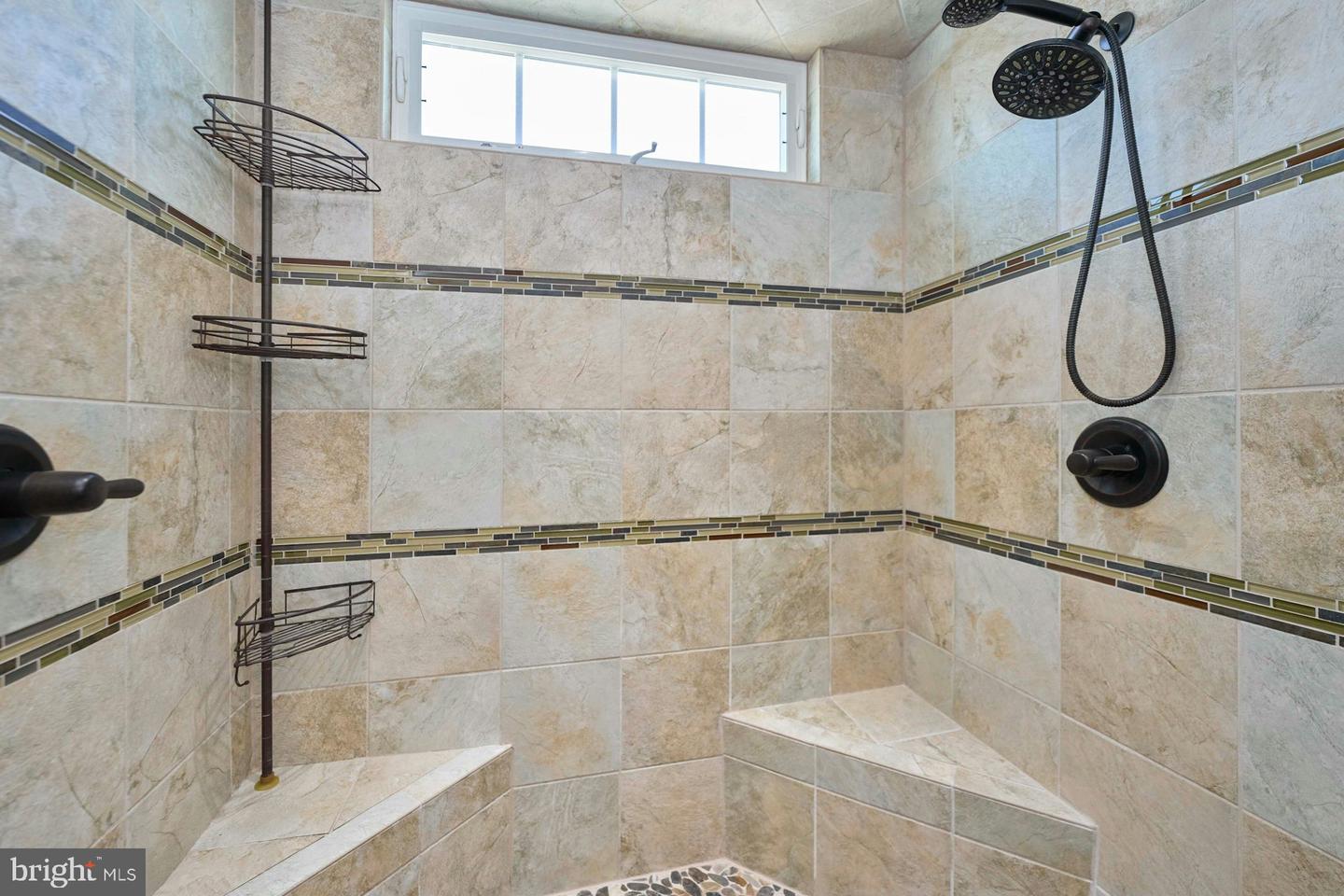 7916 CULLODEN CREST LN, GAINESVILLE, Virginia 20155, 4 Bedrooms Bedrooms, ,3 BathroomsBathrooms,Residential,For sale,7916 CULLODEN CREST LN,VAPW2087534 MLS # VAPW2087534