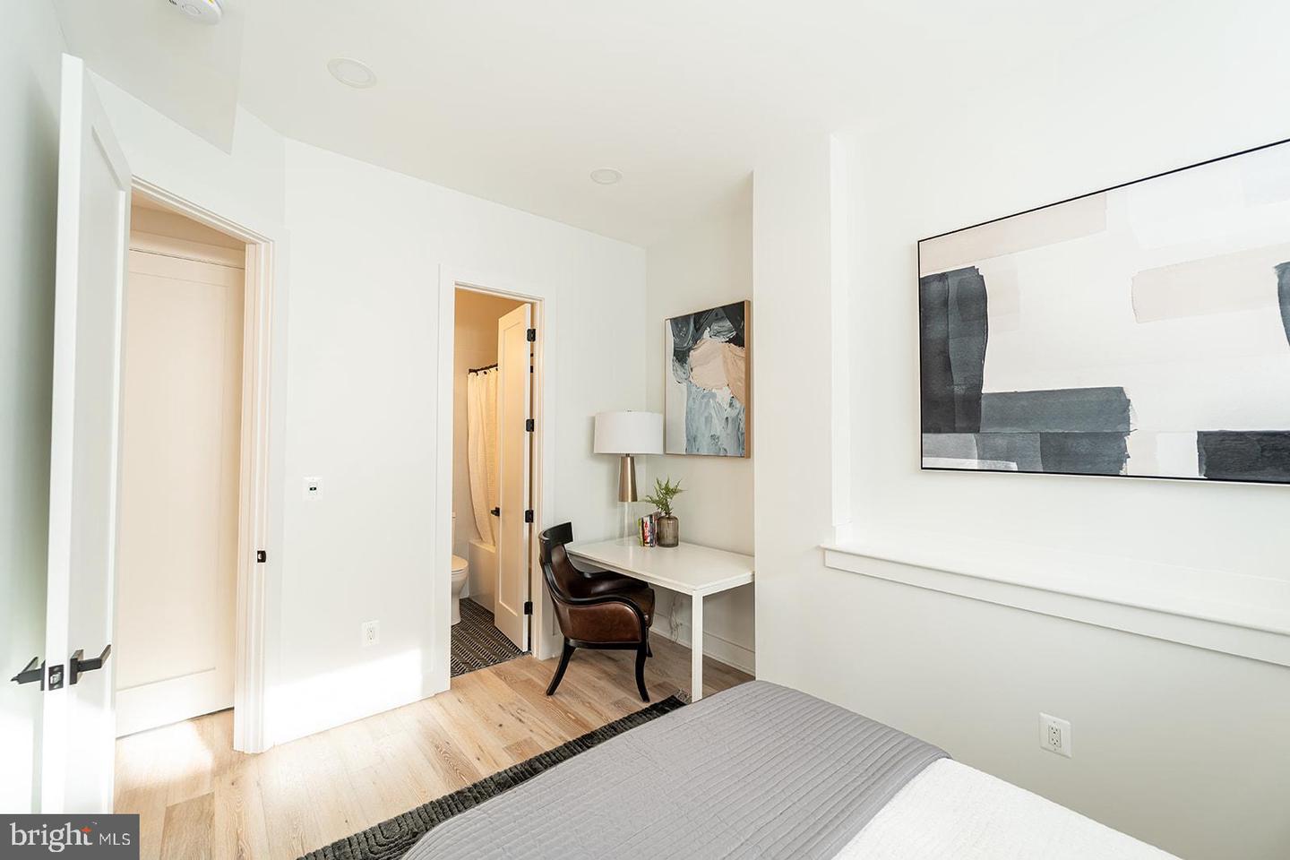 1215 HOLBROOK TER NE #1, WASHINGTON, District Of Columbia 20002, 3 Bedrooms Bedrooms, ,3 BathroomsBathrooms,Residential,For sale,1215 HOLBROOK TER NE #1,DCDC2185372 MLS # DCDC2185372