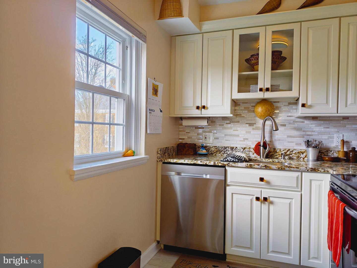 3432 S WAKEFIELD ST #B1, ARLINGTON, Virginia 22206, 1 Bedroom Bedrooms, ,1 BathroomBathrooms,Residential,For sale,3432 S WAKEFIELD ST #B1,VAAR2054050 MLS # VAAR2054050