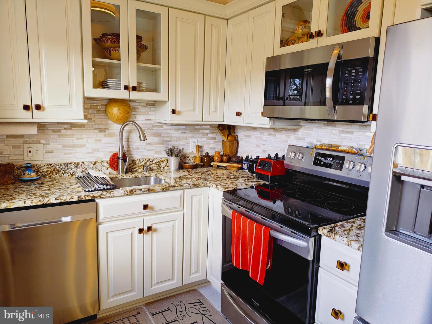 3432 S WAKEFIELD ST #B1, ARLINGTON, Virginia 22206, 1 Bedroom Bedrooms, ,1 BathroomBathrooms,Residential,For sale,3432 S WAKEFIELD ST #B1,VAAR2054050 MLS # VAAR2054050