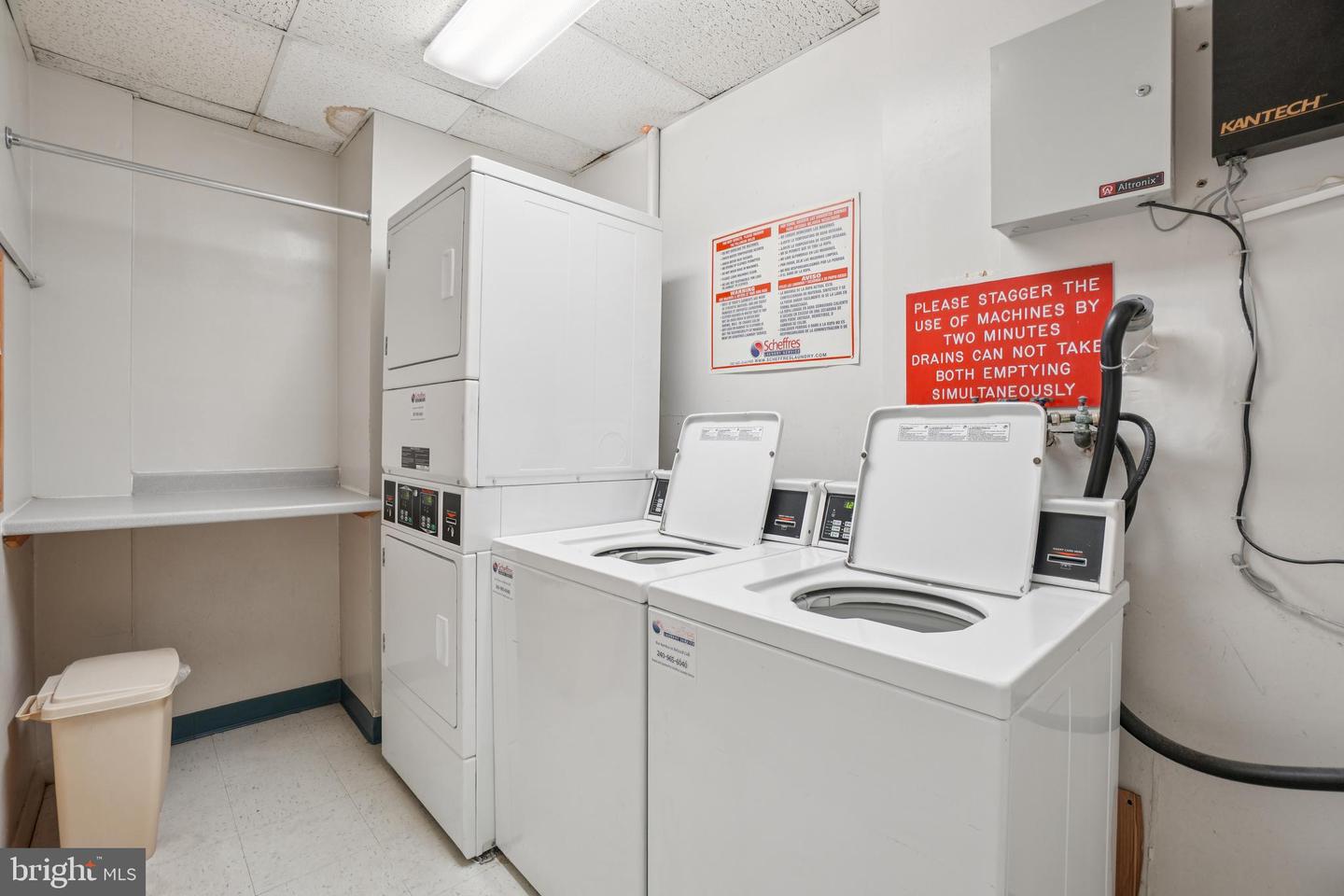3000 SPOUT RUN PKWY #D212, ARLINGTON, Virginia 22201, 2 Bedrooms Bedrooms, ,1 BathroomBathrooms,Residential,For sale,3000 SPOUT RUN PKWY #D212,VAAR2055008 MLS # VAAR2055008