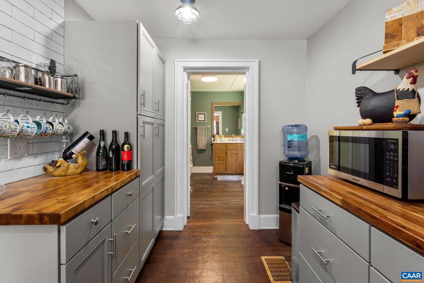 1376 WYATT MOUNTAIN RD, DYKE, Virginia 22935, 4 Bedrooms Bedrooms, ,4 BathroomsBathrooms,Residential,For sale,1376 WYATT MOUNTAIN RD,662920 MLS # 662920